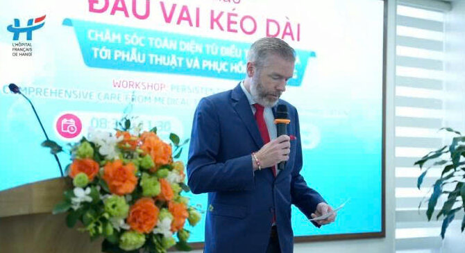 ĐAU VAI KÉO DÀI: TIẾP CẬN TOÀN DIỆN TỪ CHẨN ĐOÁN ĐẾN ĐIỀU TRỊ CHUYÊN SÂU 